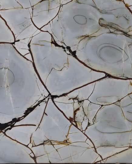 Desert Lake Quartzite